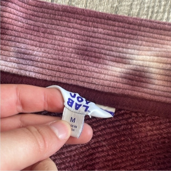 JoyLab Size Medium Maroon Tie Dye French Terry Cardigan Sweater. - Picture 3 of 5